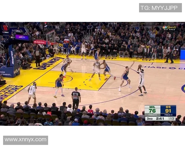 勇士与雷霆精彩对决回放分析全场亮点与关键时刻回顾 勇士与雷霆精彩对决回放分析全场亮点与关键时刻回顾