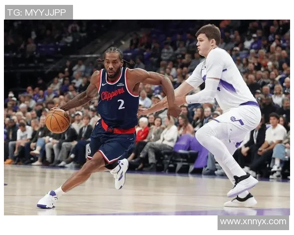 快船与爵士季后赛激战回顾及比分分析全景展现