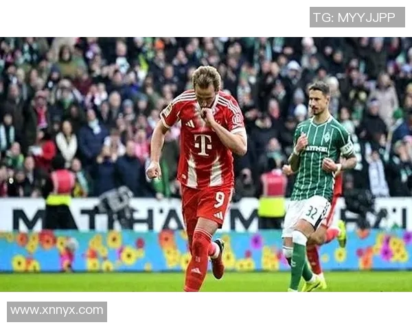 莱万重返安联球场遭拜仁球迷嘘声四起引发热议 莱万重返安联球场遭拜仁球迷嘘声四起引发热议