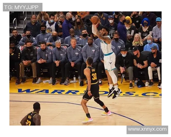 勇士与黄蜂精彩对决录像回顾12月比赛全程分析与亮点集锦 勇士与黄蜂精彩对决录像回顾12月比赛全程分析与亮点集锦