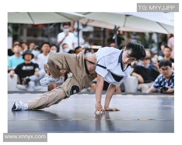 成都街舞队配合技巧深度对比与分析探讨