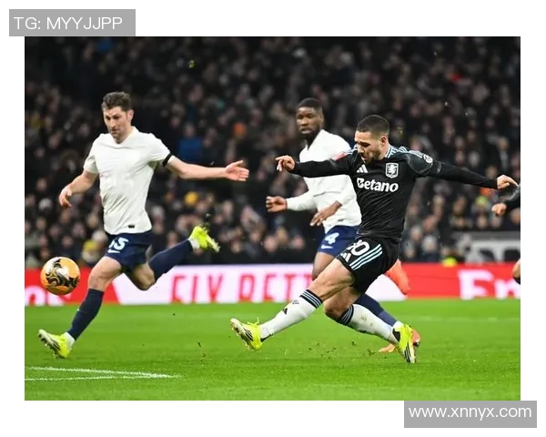 曼联与热刺足总杯精彩对决视频回顾与精彩瞬间分析 曼联与热刺足总杯精彩对决视频回顾与精彩瞬间分析