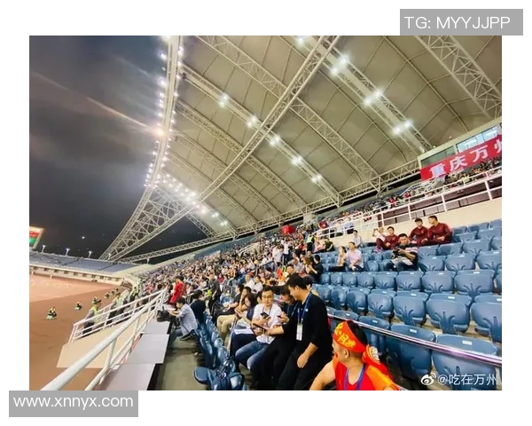 上海足球队与重庆足球队赛后分析：比赛节奏与战术对比探讨